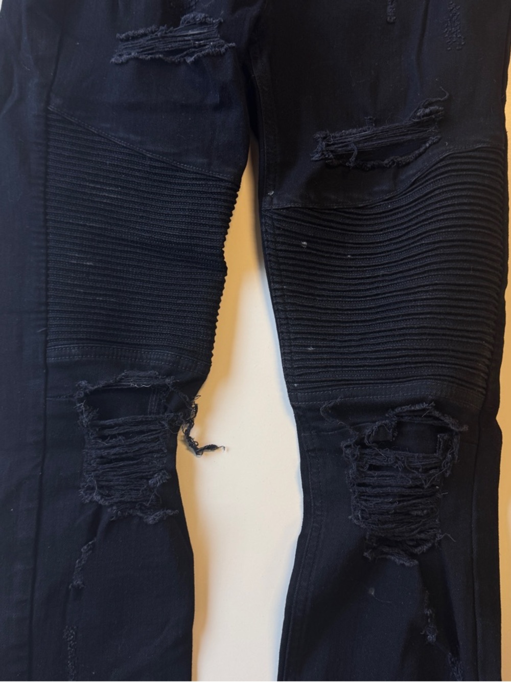 Forever 21 Men's Skinny Black Stretch Jeans - Picture 11 of 11